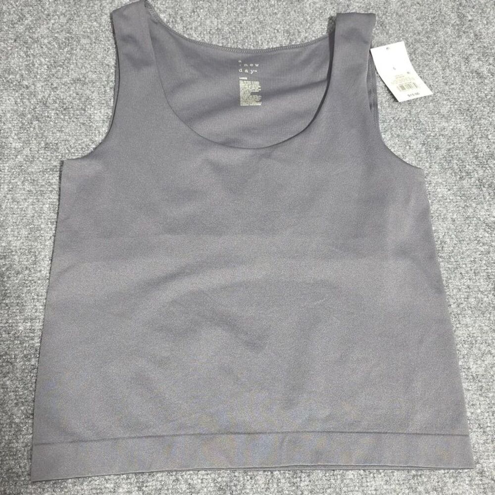 Scoop Neck Tank Size Large